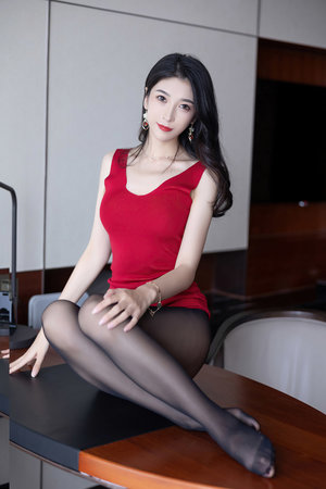 俄美女的小嫩bbb