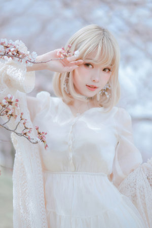 淫僧荡尼巨乳(H)